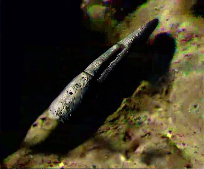 MONA LISA An Alien Space Ship on the Moon. Woman Found in a 1 5 Billion Year Old Spacecraft. (5)